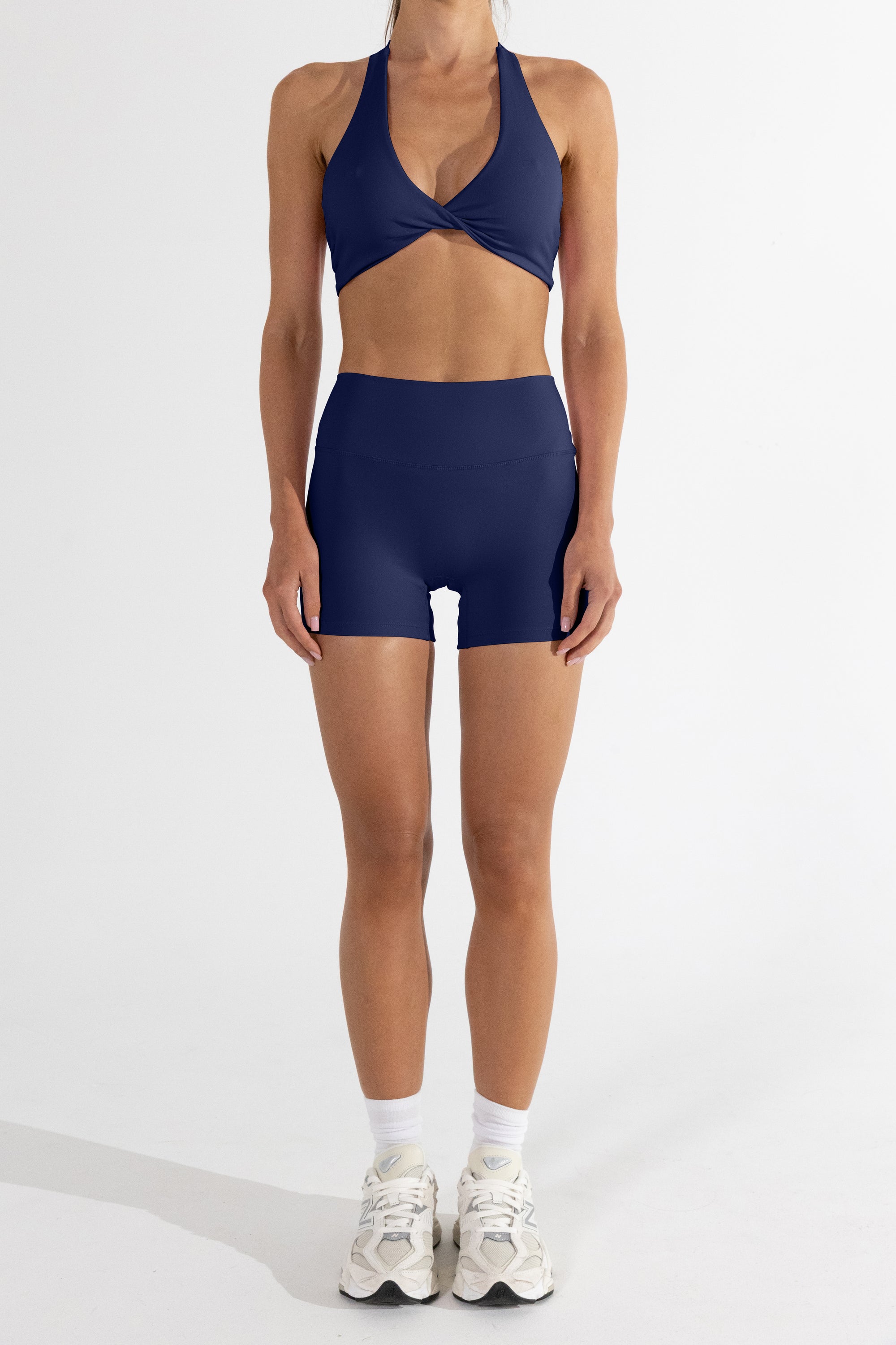 HAILEY TWIST CROP (PRE ORDER)