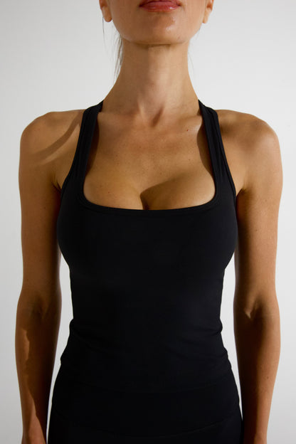 CLAUDIA TANK