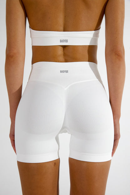 AURA SHORTS